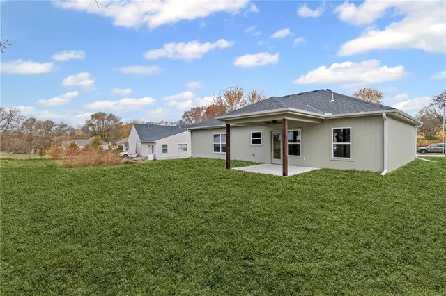 $273,500 | 703 West Lexington Street, Richmond, MO 64085