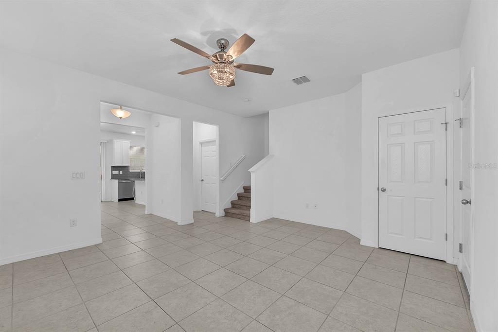 5741 Spotted Harrier Way Lithia, FL 33547 - Photo 13 of 25