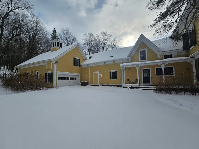 $379,900 | 167 Main Street, Derby, VT 05830
