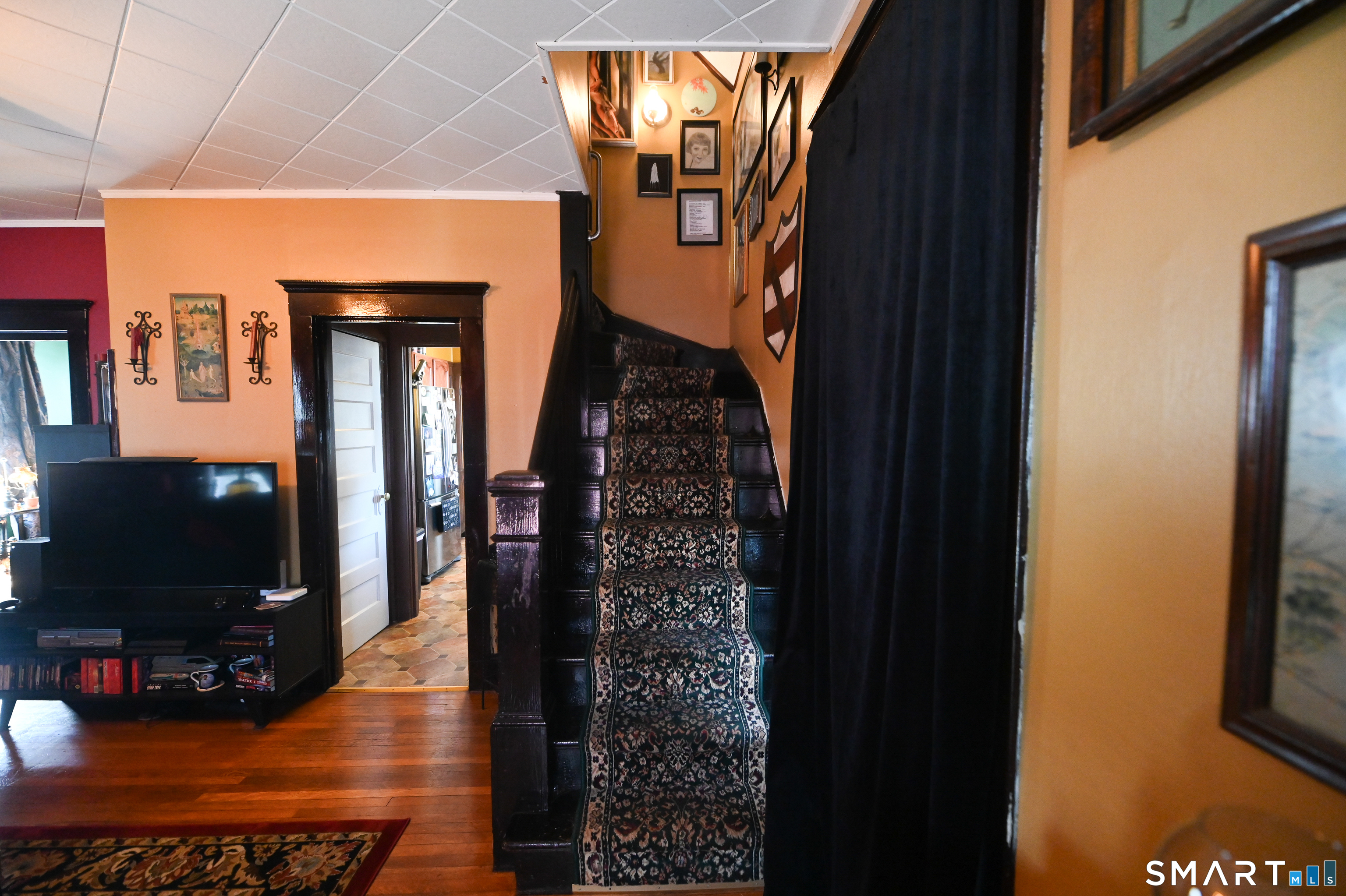 23 Maplewood Terrace Hamden, CT 06514 - Photo 15 of 27