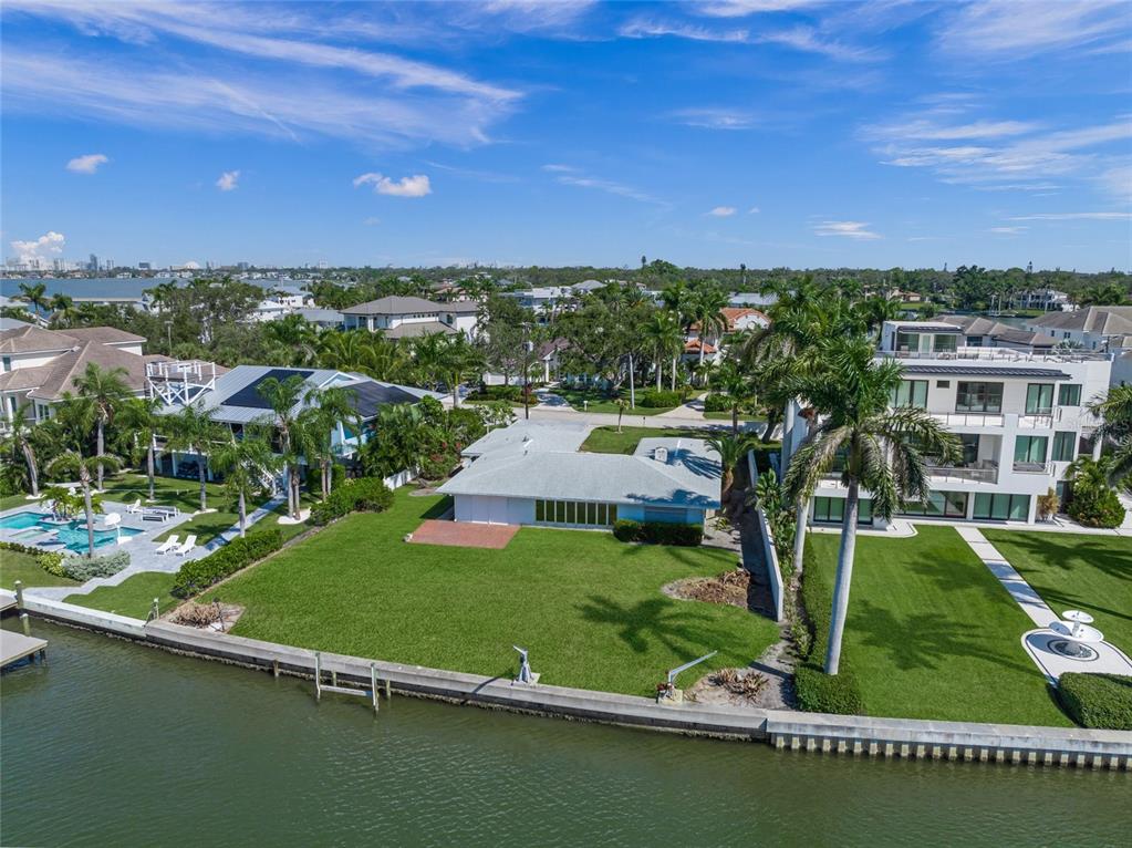 1386 Tangier Way Sarasota, FL 34239 - Photo 21 of 26 a view of a city