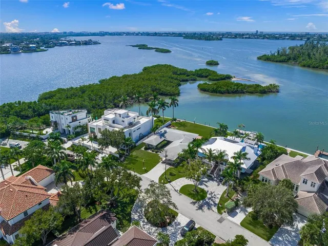 $3,500,000 | 1386 Tangier Way, Sarasota, FL 34239