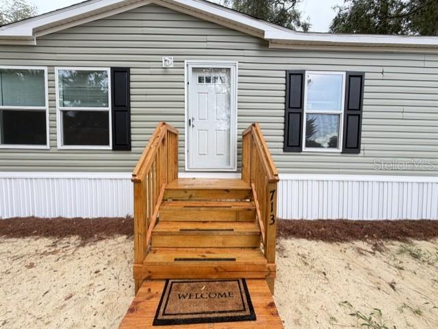 713 Northeast 3rd Street Chiefland, FL 32626 - Photo 3 of 32