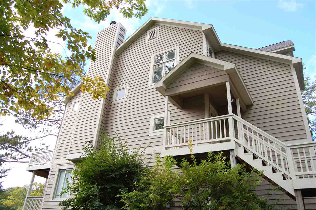 3 Chimney Ridge Maple City, MI 49664 - Photo 5 of 63 1875189-6.JPG