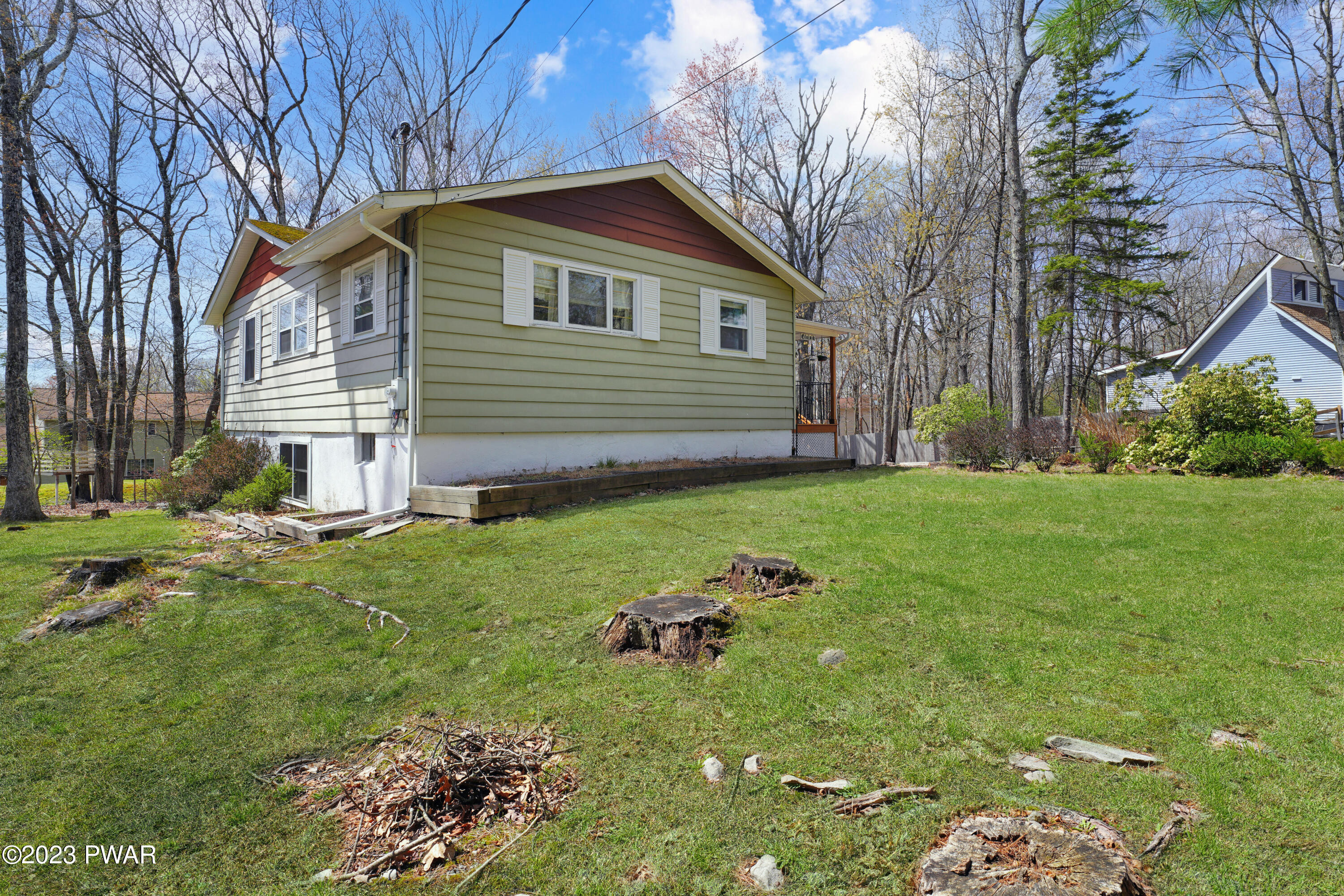 139 Stonehenge Road Milford, PA 18337 - Photo 8 of 34