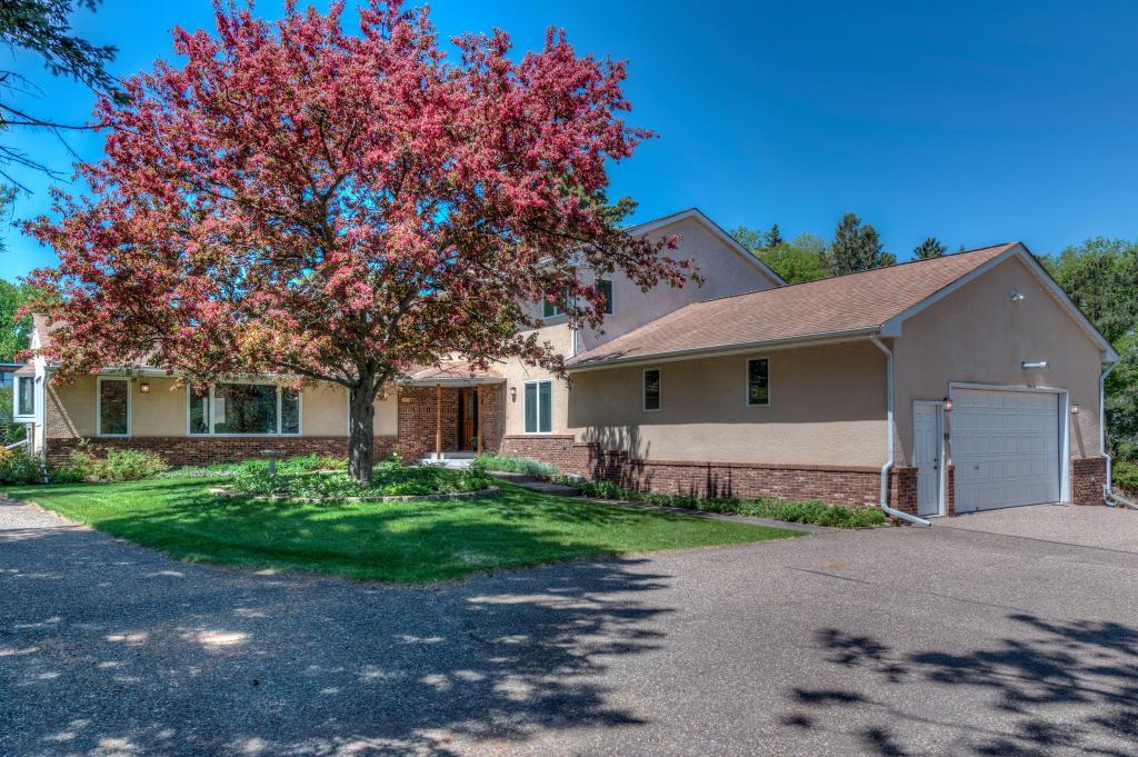 1047 County B Road West Roseville, MN 55113 - Photo 1 of 38