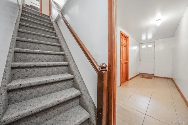 a view of entryway