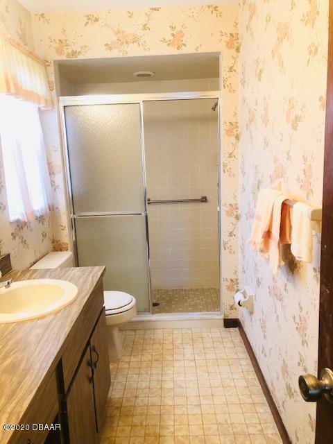 1241 Mardrake Road Daytona Beach, FL 32114 - Photo 15 of 32 MASTER BATH