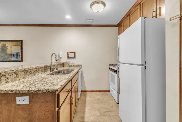 $309,900 | 101 Osthoff Avenue, Unit 335, Elkhart Lake, WI 53020