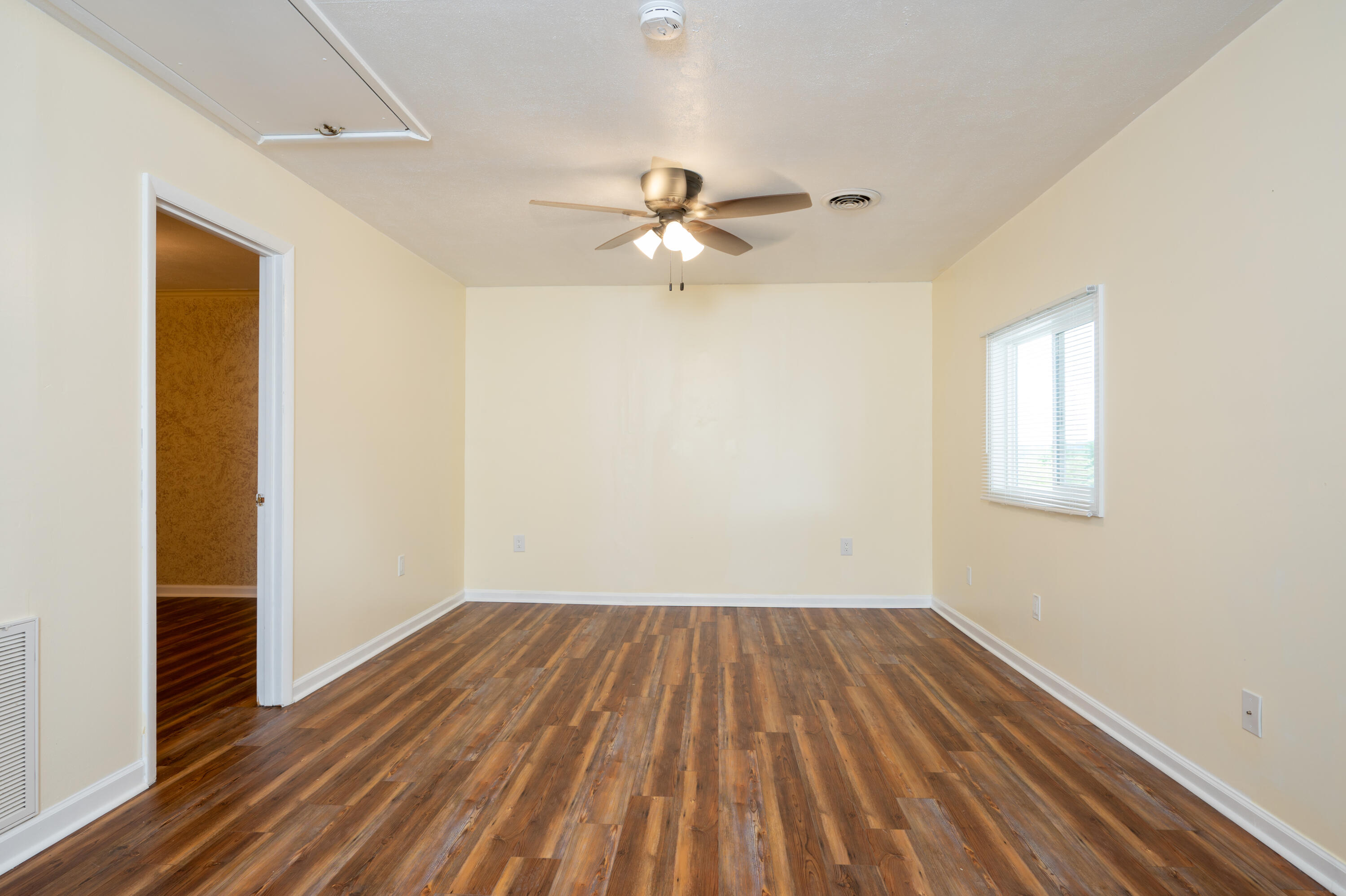 115 Cassidy Road, Unit 7 Kingsport, TN 37664 - Photo 6 of 20 Cassidy Ct-6