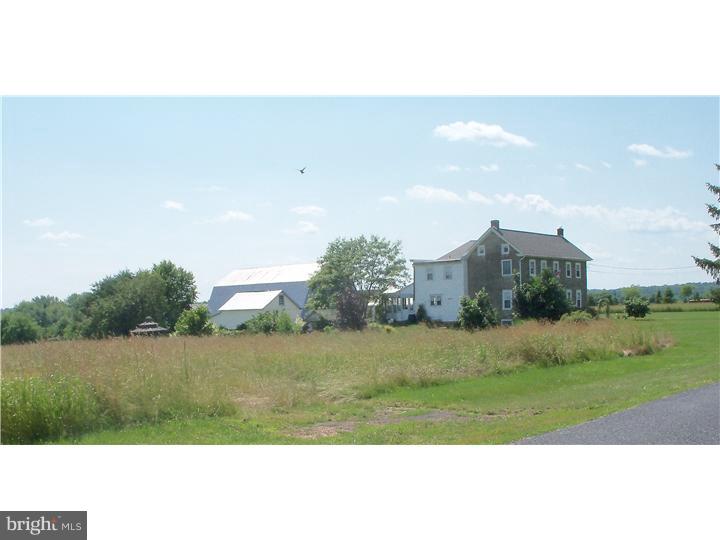 946 Long Mill Road Telford, PA 18969 - Photo 3 of 14 a view of a garden