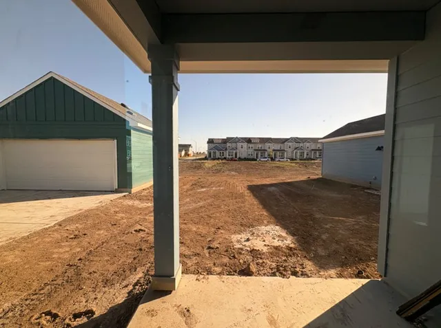 $320,262 | 114 Cherry Blossom Lane, Taylor, TX 76574