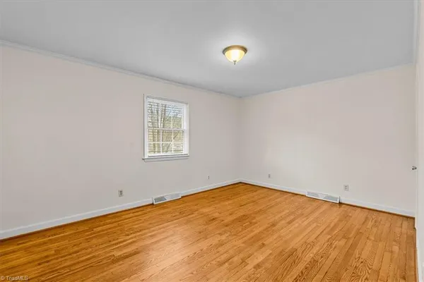 $1,600 | 2922 Isaacs Place, Greensboro, NC 27408