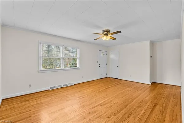 $1,600 | 2922 Isaacs Place, Greensboro, NC 27408