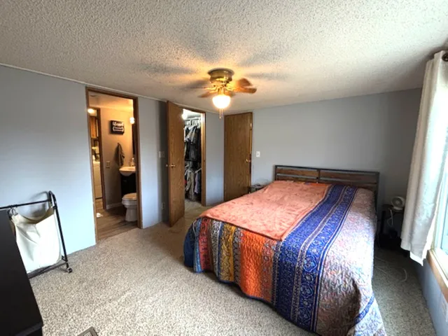 $99,500 | 1300 South Hamilton Street, Salem, IL 62881