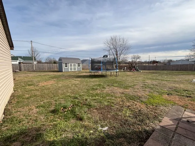 $99,500 | 1300 South Hamilton Street, Salem, IL 62881