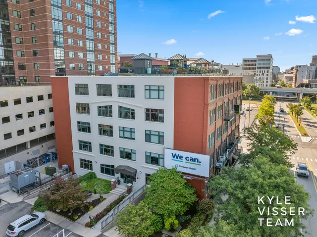 $459,000 | 600 Monroe Avenue Northwest, Unit 407, Grand Rapids, MI 49503