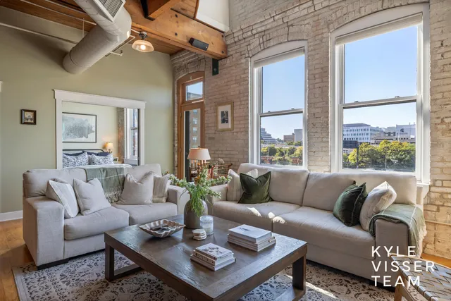 $459,000 | 600 Monroe Avenue Northwest, Unit 407, Grand Rapids, MI 49503