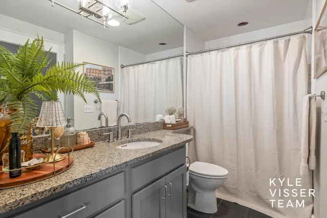 $459,000 | 600 Monroe Avenue Northwest, Unit 407, Grand Rapids, MI 49503