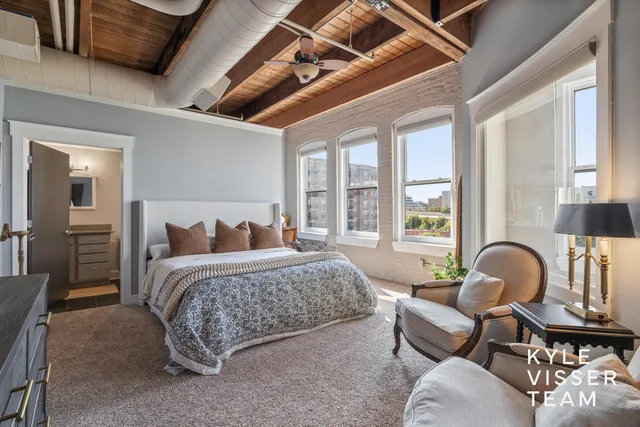 $459,000 | 600 Monroe Avenue Northwest, Unit 407, Grand Rapids, MI 49503