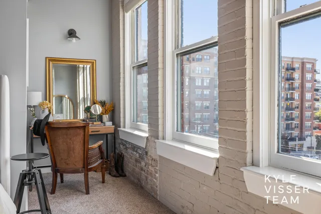 $459,000 | 600 Monroe Avenue Northwest, Unit 407, Grand Rapids, MI 49503