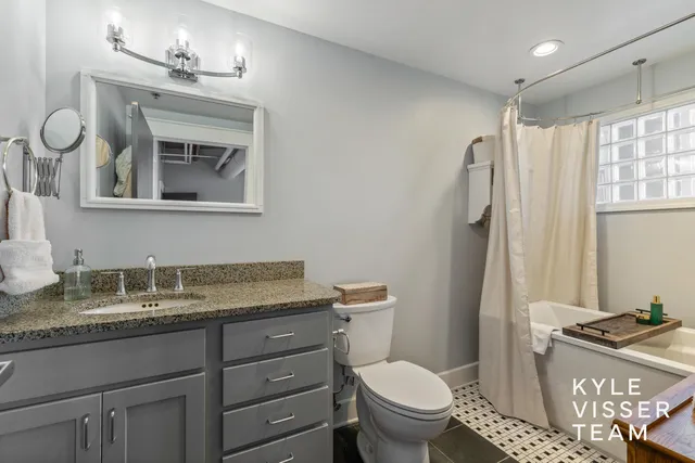 $459,000 | 600 Monroe Avenue Northwest, Unit 407, Grand Rapids, MI 49503