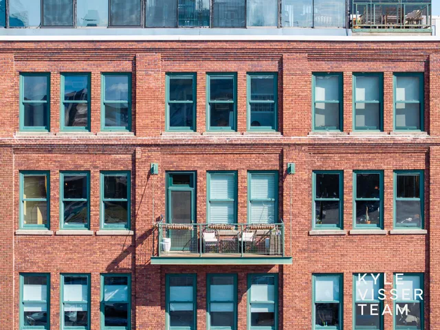 $459,000 | 600 Monroe Avenue Northwest, Unit 407, Grand Rapids, MI 49503