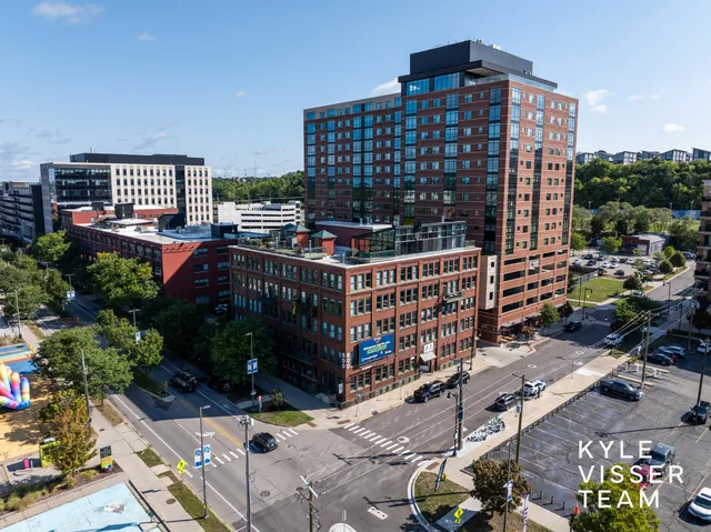 $459,000 | 600 Monroe Avenue Northwest, Unit 407, Grand Rapids, MI 49503
