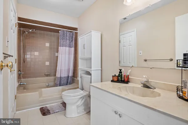 $235,000 | 32 Brighton Place, Sewell, NJ 08080