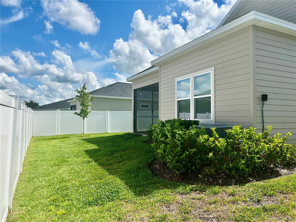 4530 Northwest 14th Loop Ocala, FL 34482 - Photo 5 of 40