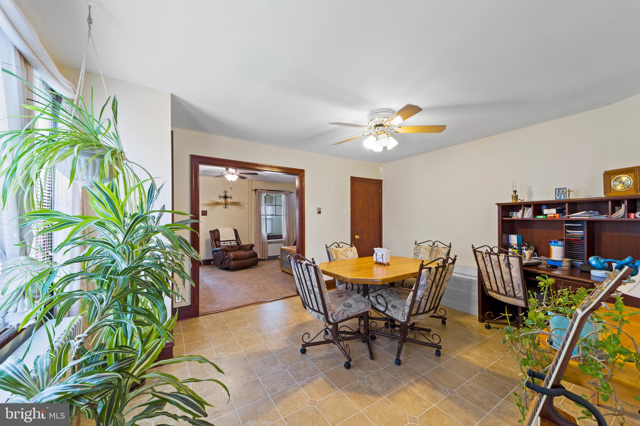 8021 Ryers Avenue Philadelphia, PA 19111 - Photo 8 of 25 Gallery Image 8