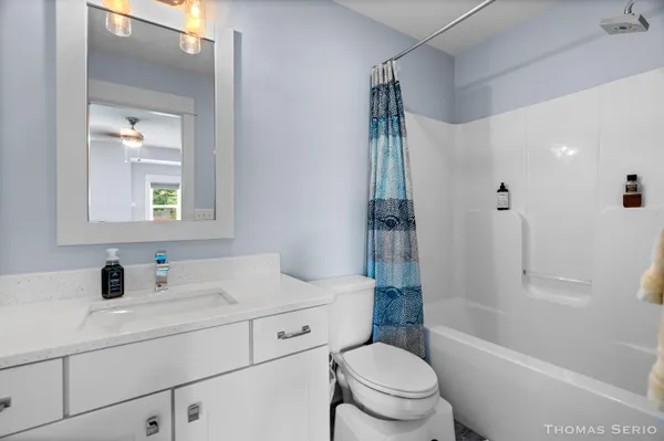 $469,900 | 940 South Lake Street, Whitehall, MI 49461