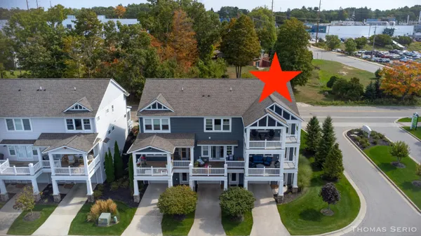 $489,900 | 940 South Lake Street, Whitehall, MI 49461