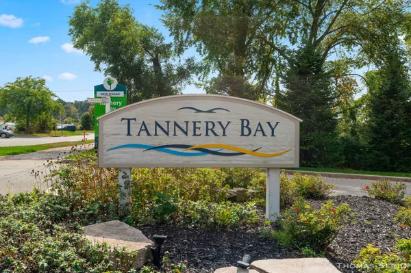 $489,900 | 940 South Lake Street, Whitehall, MI 49461