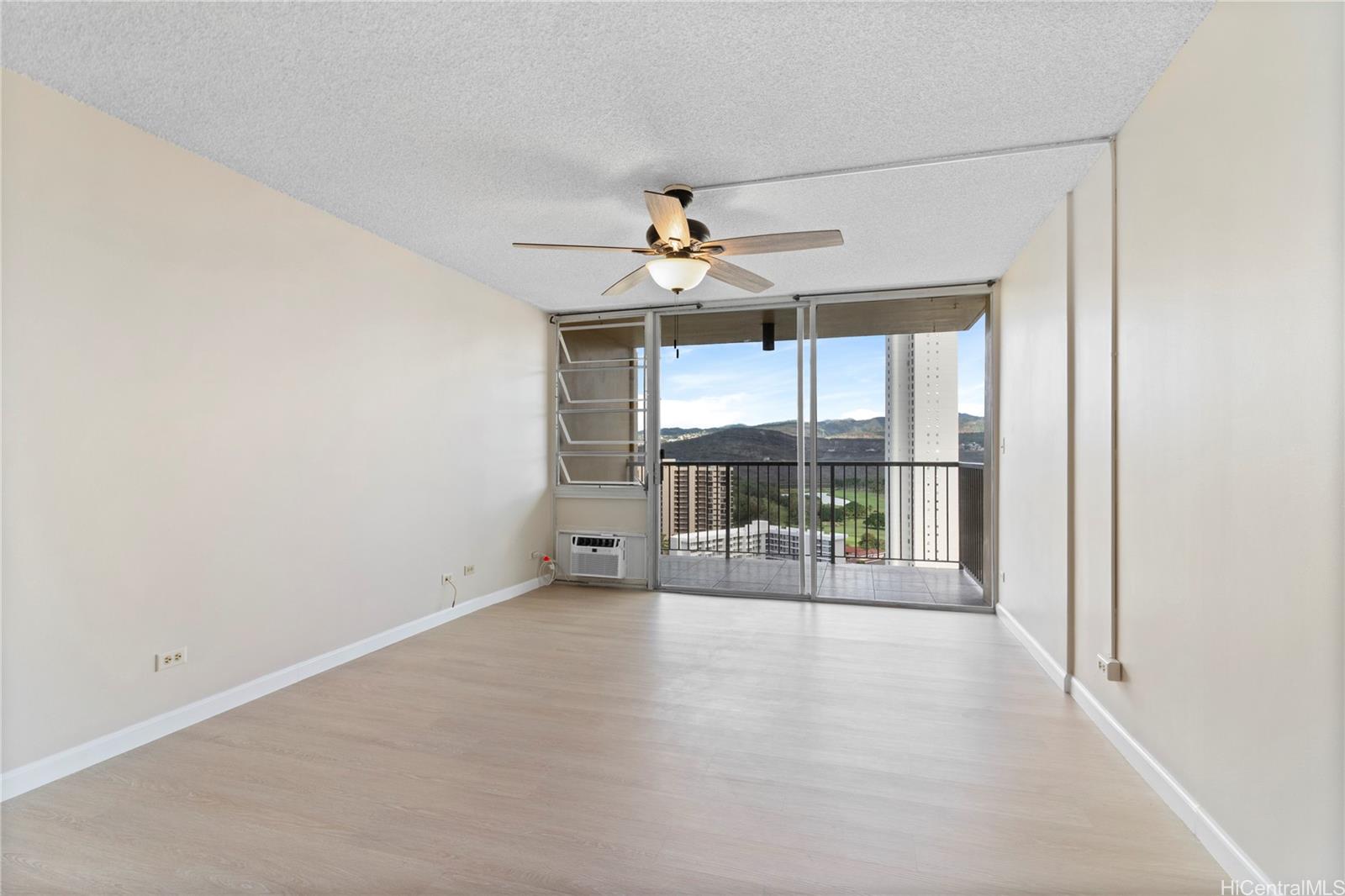 3161 Ala Ilima Street, Unit 1914 Honolulu, HI 96818 - Photo 6 of 17 Beautiful Koolau views with accents from the Honolulu Country Club golf course