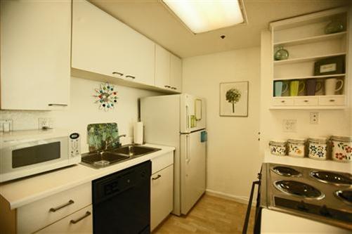 201 Harrison Street, Unit 902 San Francisco, CA 94105 - Photo 5 of 17