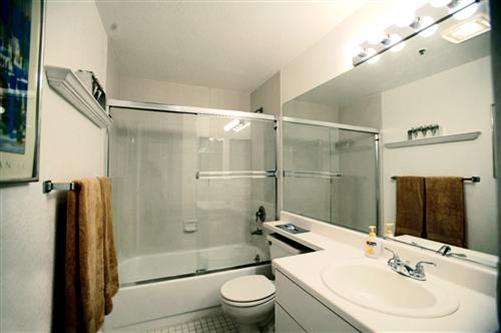 201 Harrison Street, Unit 902 San Francisco, CA 94105 - Photo 6 of 17