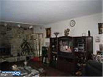701 Warwick Road Fairless Hills, PA 19030 - Photo 6 of 12 Family Room