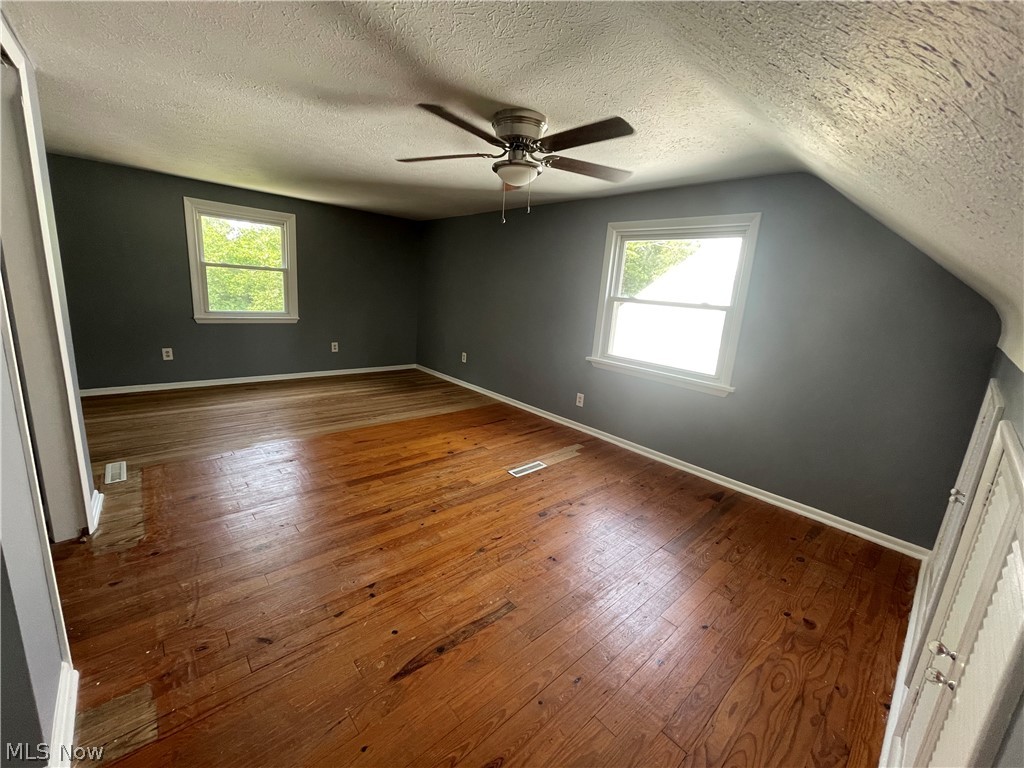 29317 Oakdale Road Willowick, OH 44095 - Photo 19 of 33 Master Bedroom