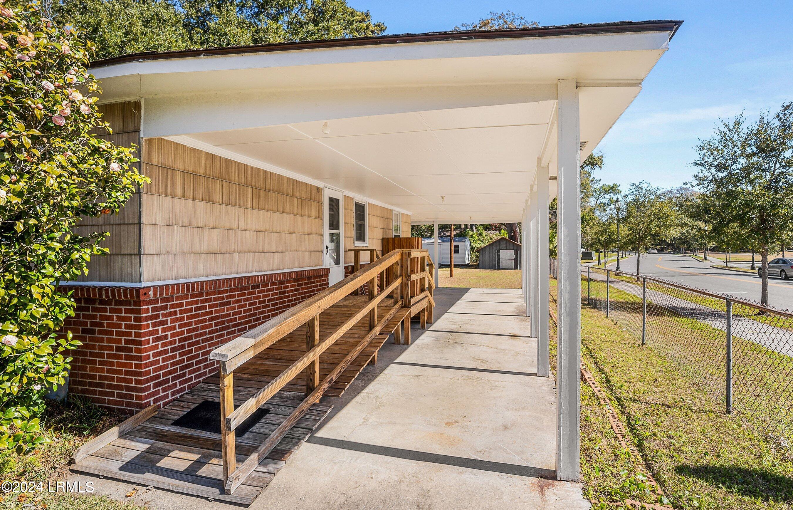 1503 State Rd S-7-202 Beaufort, SC 29902 - Photo 5 of 20 DSC06932-23-1.jpg-SMALL