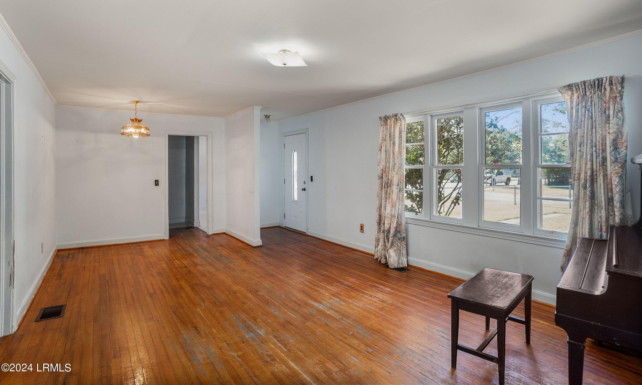 1503 State Rd S-7-202 Beaufort, SC 29902 - Photo 10 of 20 DSC06959-50-1.jpg-SMALL