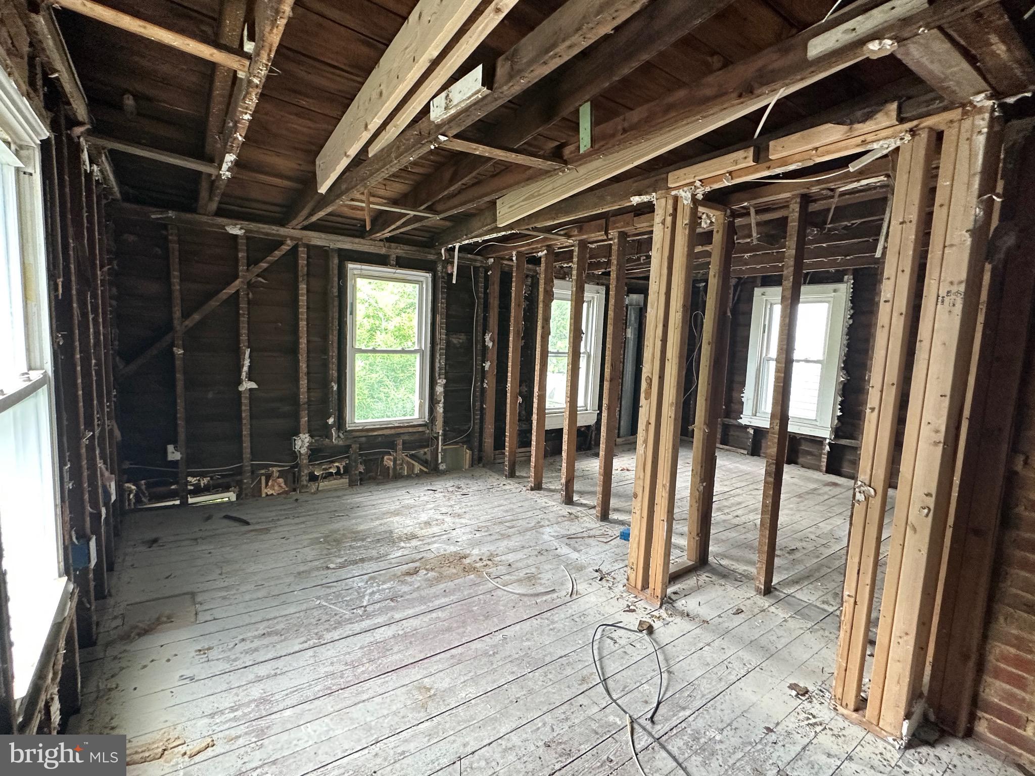 33 East 35 E 37 E E Main Street Middletown, DE 19709 - Photo 9 of 25