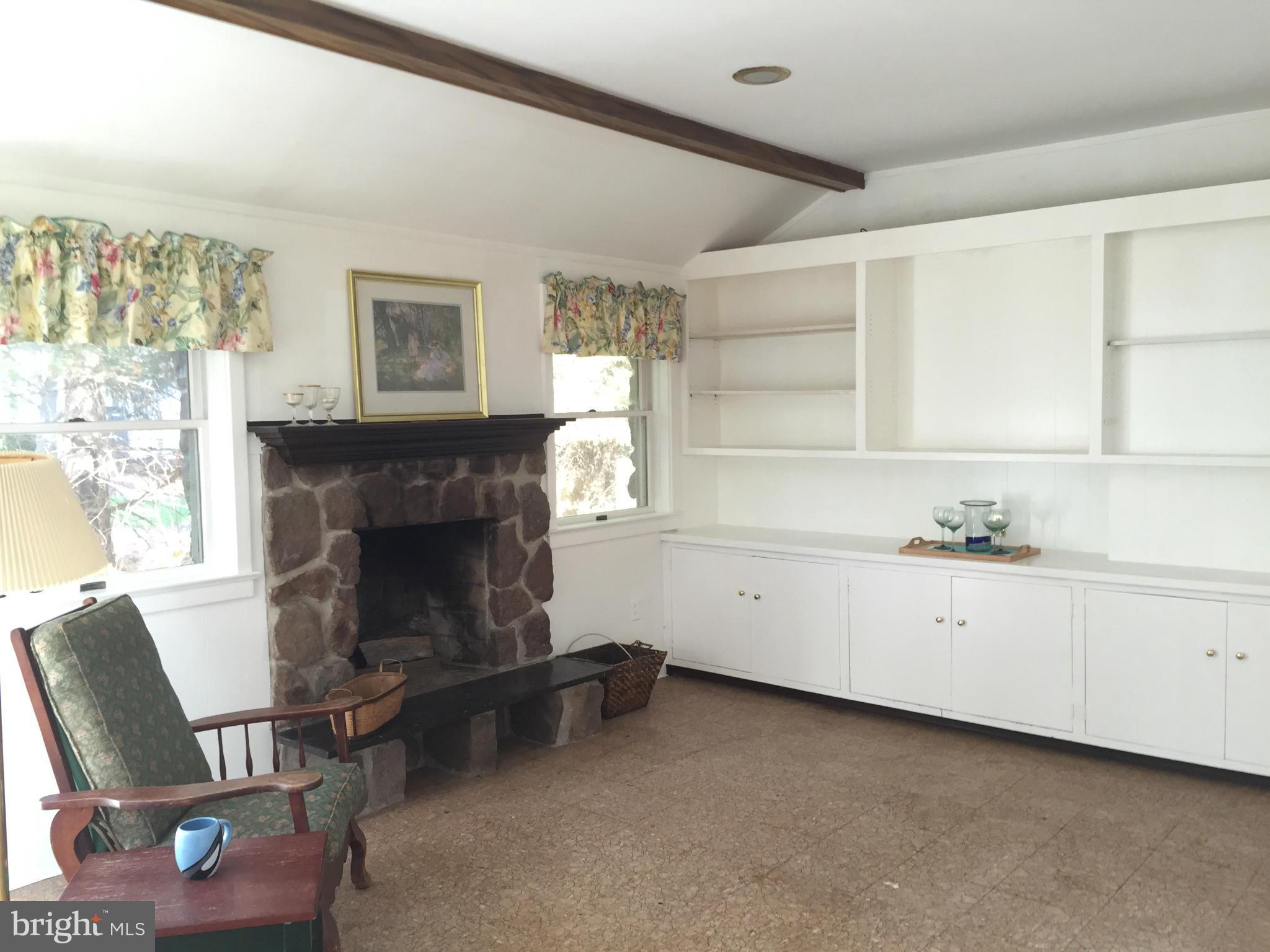 17301 White Ground Road Boyds, MD 20841 - Photo 11 of 25 Interior (General)
