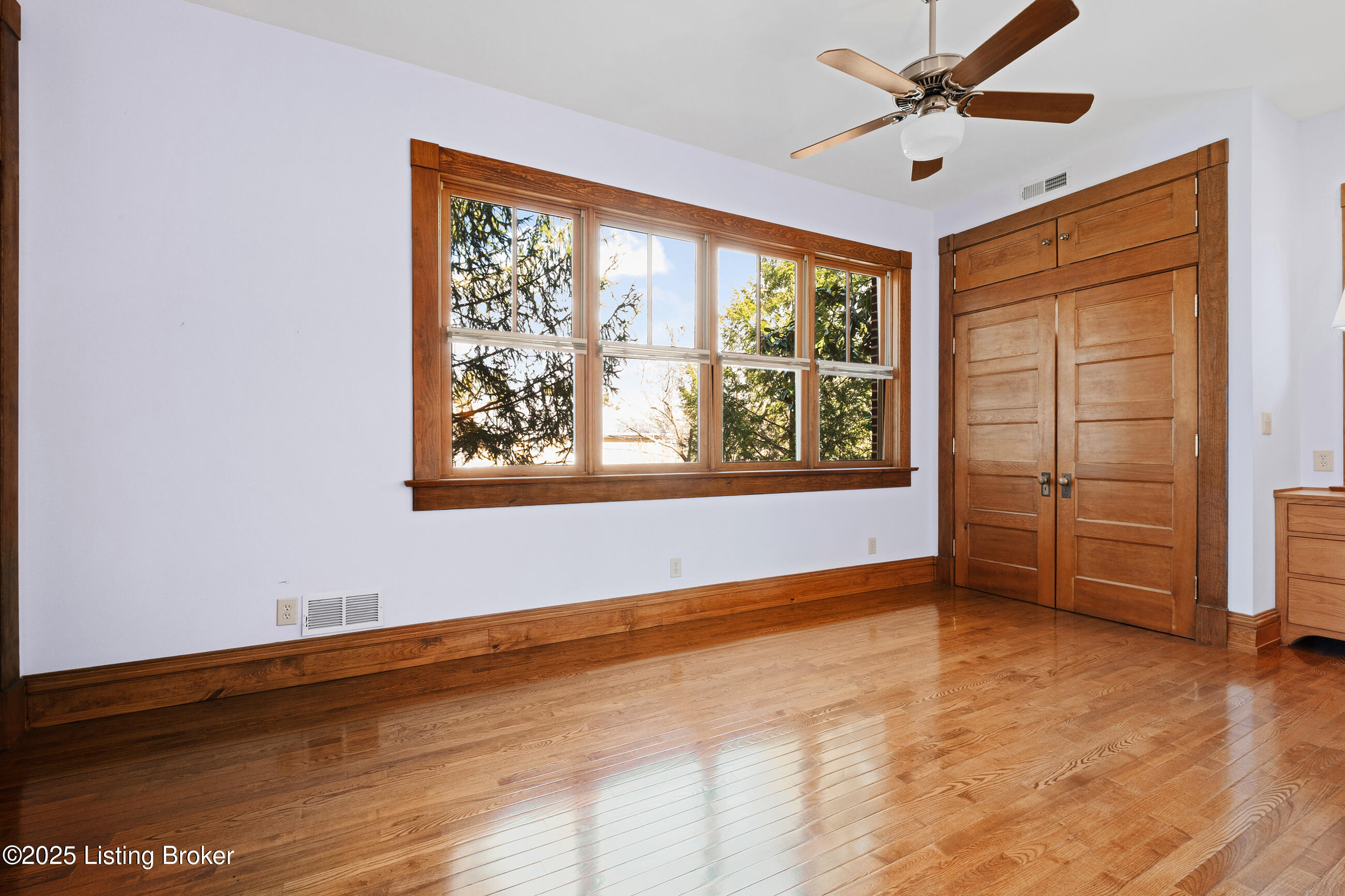2975 Lexington Road Louisville, KY 40206 - Photo 39 of 60 2975lexington_117
