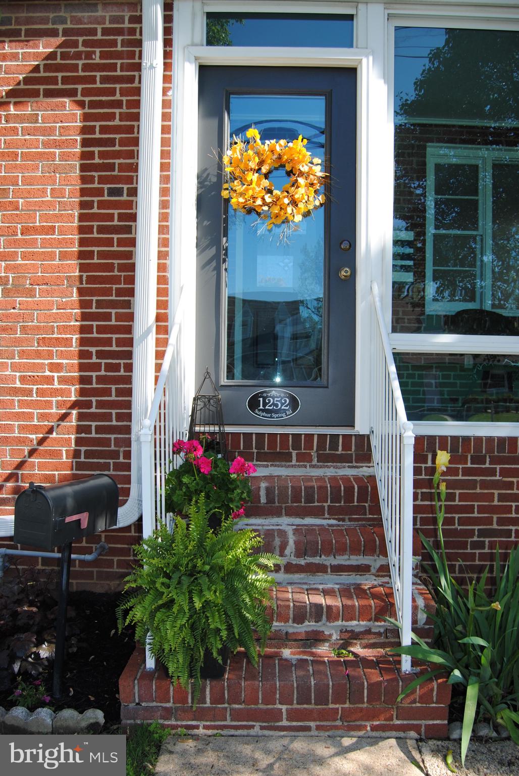 1252 Sulphur Spring Road Baltimore, MD 21227 - Photo 3 of 51 Welcome!
