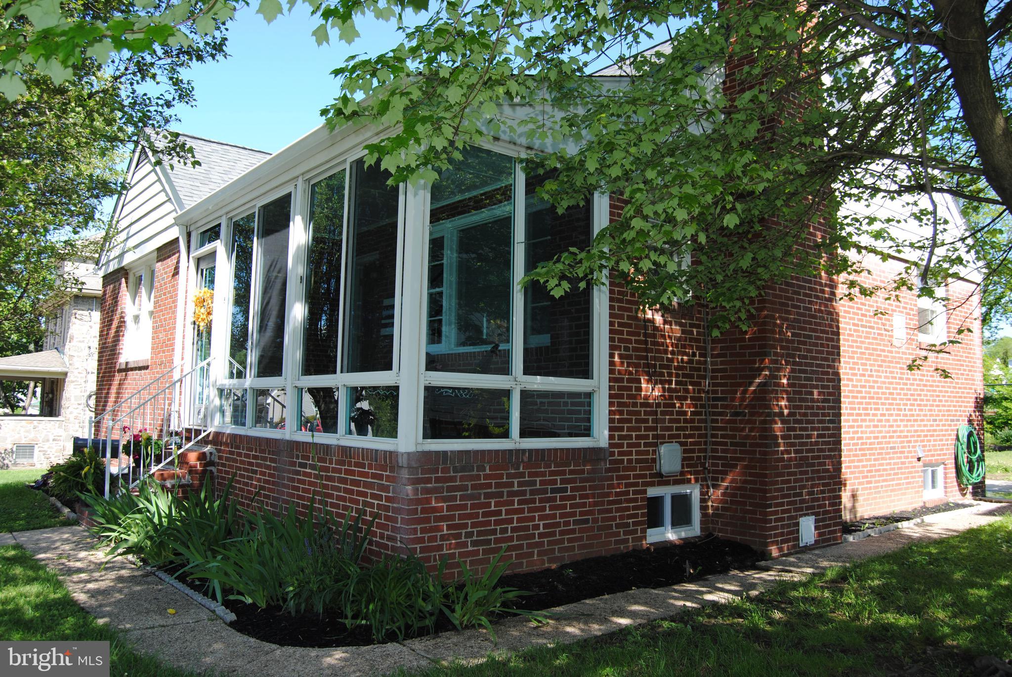 1252 Sulphur Spring Road Baltimore, MD 21227 - Photo 49 of 51 Love this porch!