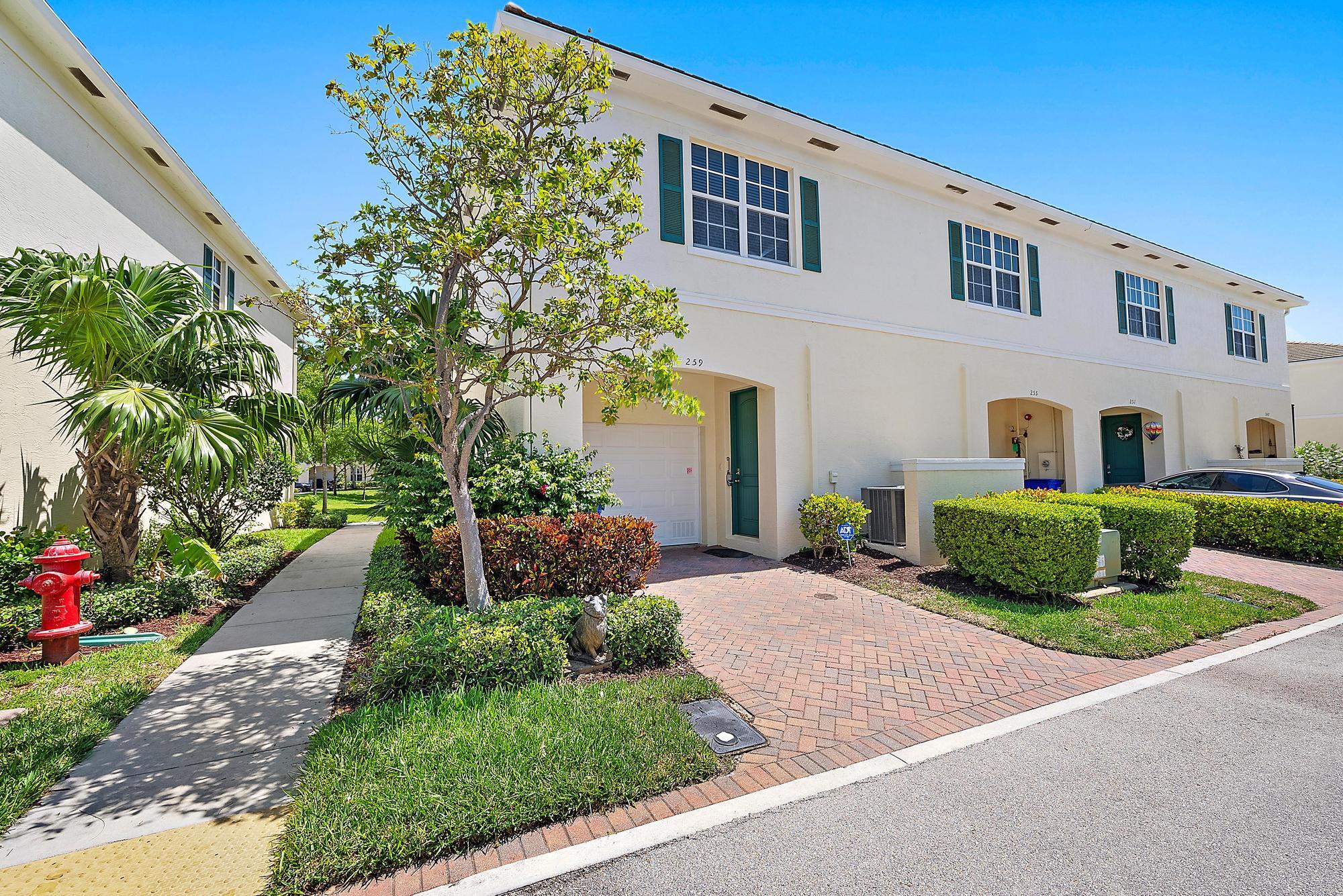259 Southwest 7th Court Pompano Beach, FL 33060 - Photo 1 of 20 259 SW 7th Ct-17