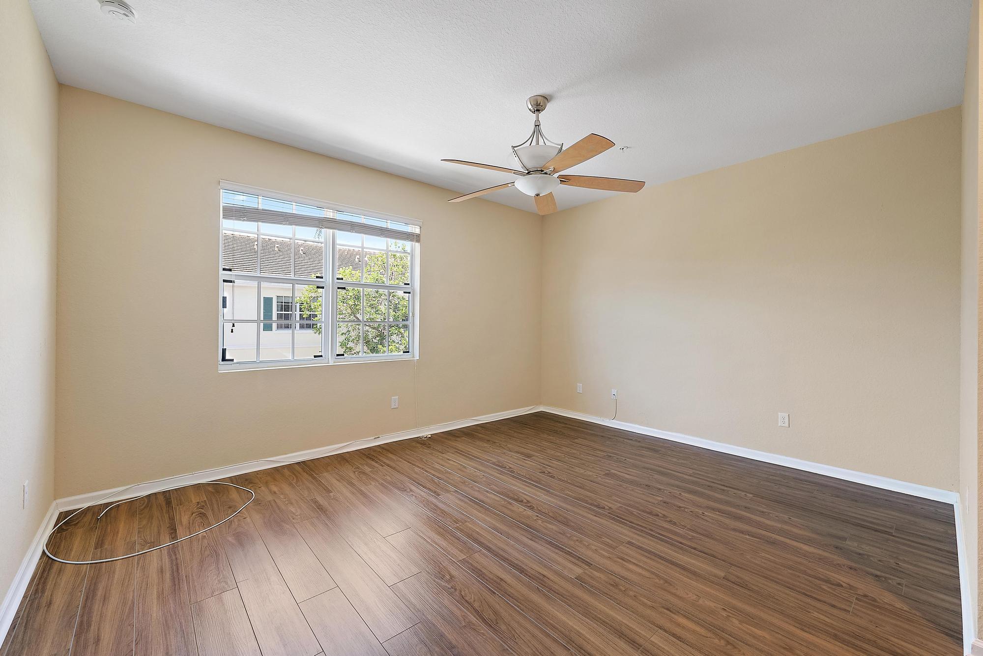 259 Southwest 7th Court Pompano Beach, FL 33060 - Photo 11 of 20 259 SW 7th Ct-8