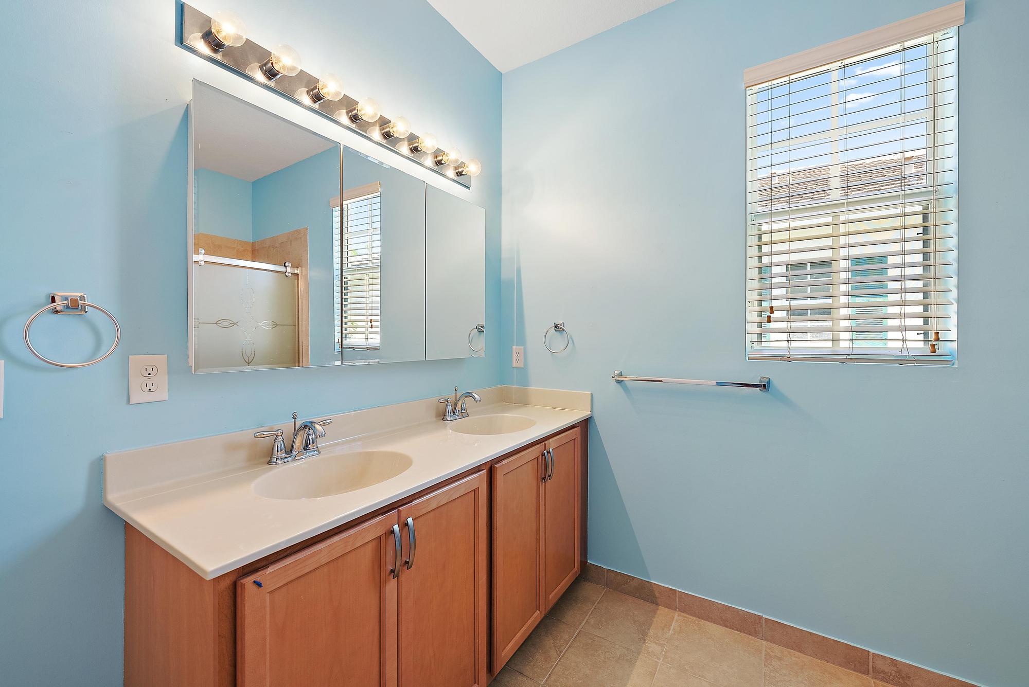 259 Southwest 7th Court Pompano Beach, FL 33060 - Photo 12 of 20 259 SW 7th Ct-20