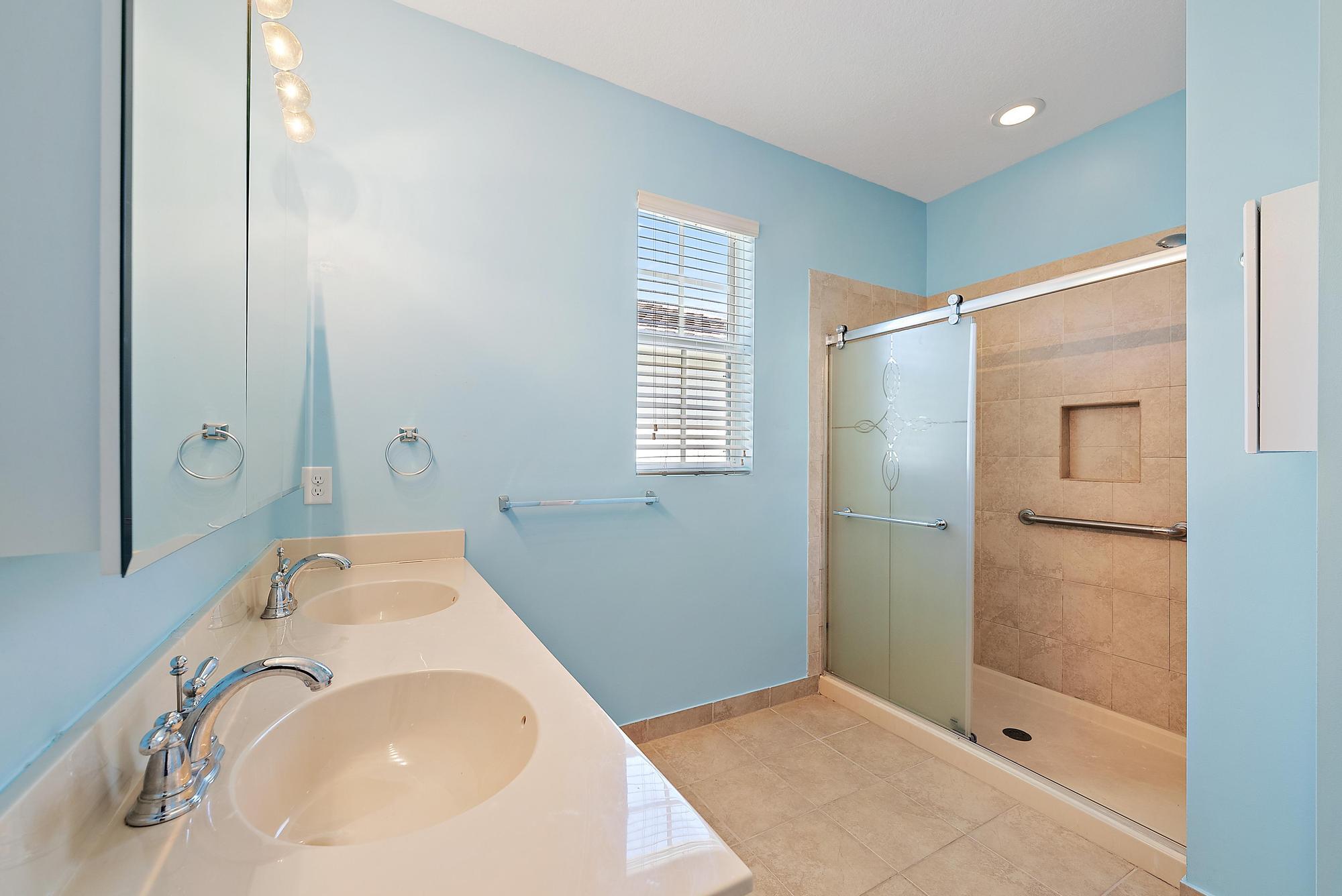 259 Southwest 7th Court Pompano Beach, FL 33060 - Photo 13 of 20 259 SW 7th Ct-6